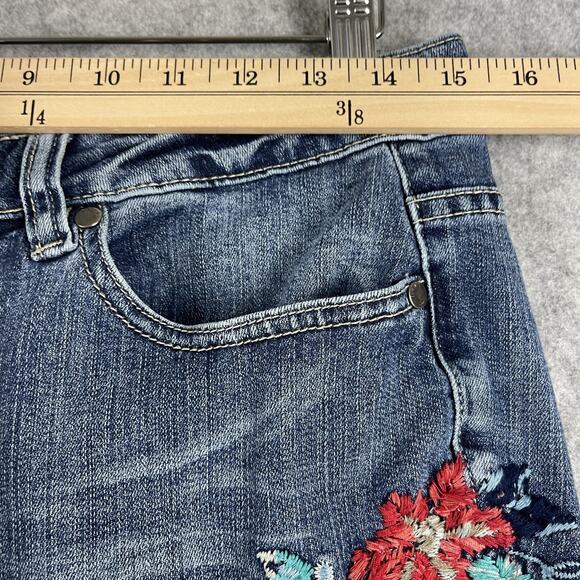 Reba Embroidered Skinny Jeans Womens 6 Floral Raw Hem Cropped Medium Rise Boho - Picture 4 of 13